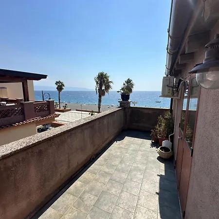 Hébergement de vacances Terrazza Sul Mare A Near Taormina