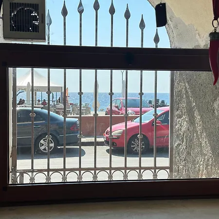 Hébergement de vacances Terrazza Sul Mare A Near Taormina Nizza di Sicilia